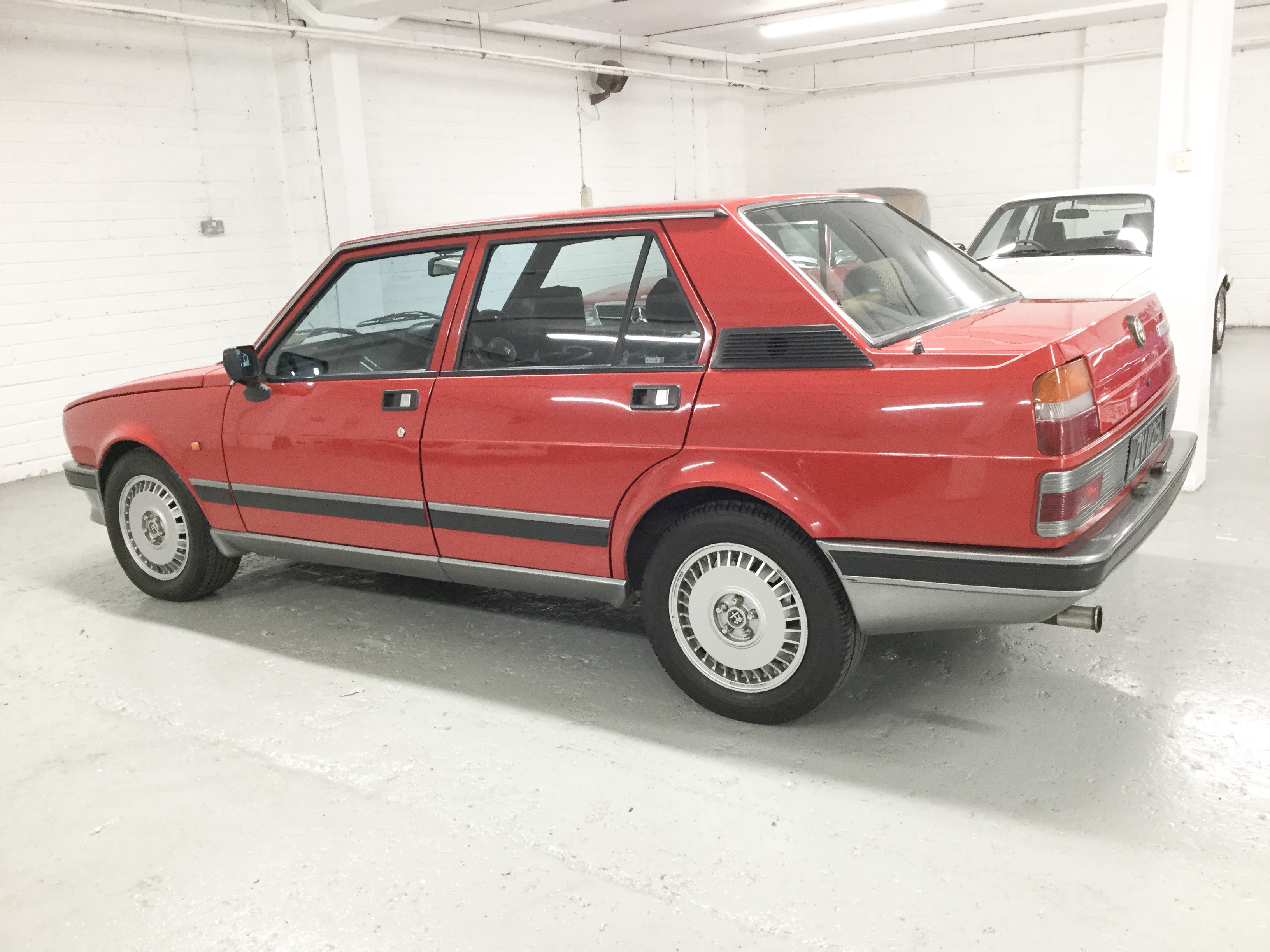 1985 Alfa Romeo Giulietta 2.0 RHD - Image 6