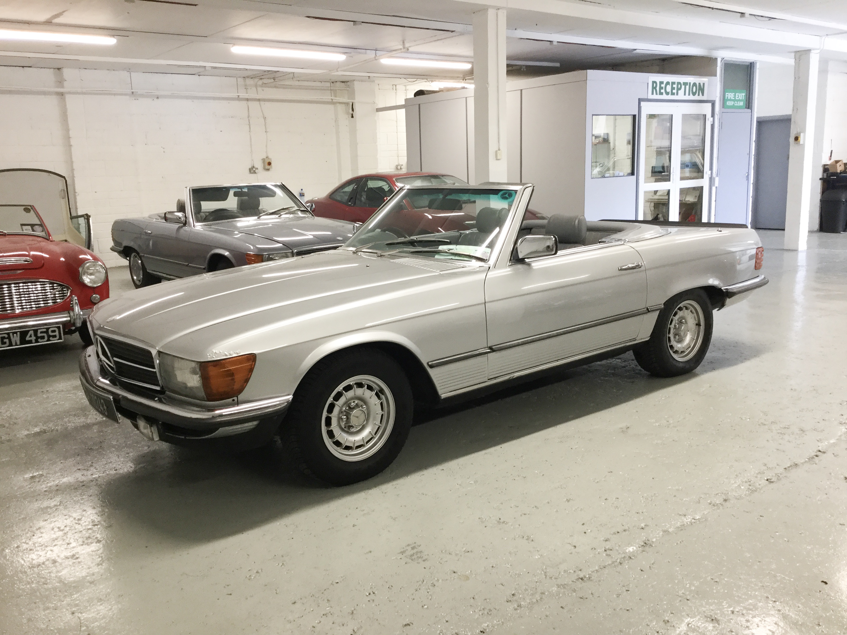 1981 Mercedes 500 SL - Image 5