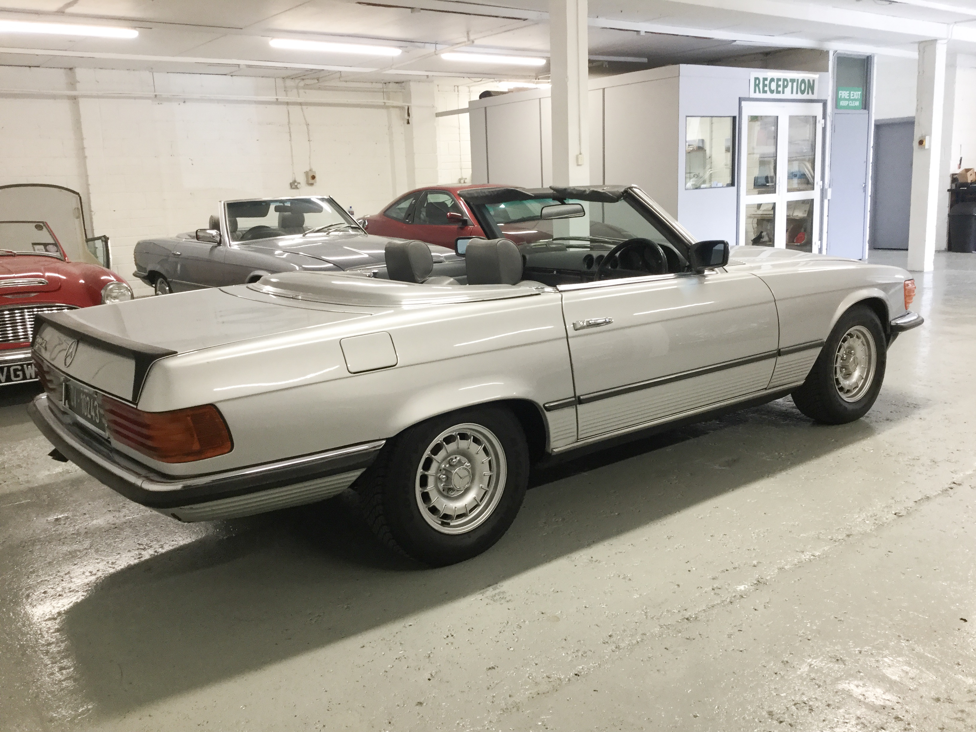 1981 Mercedes 500 SL - Image 2