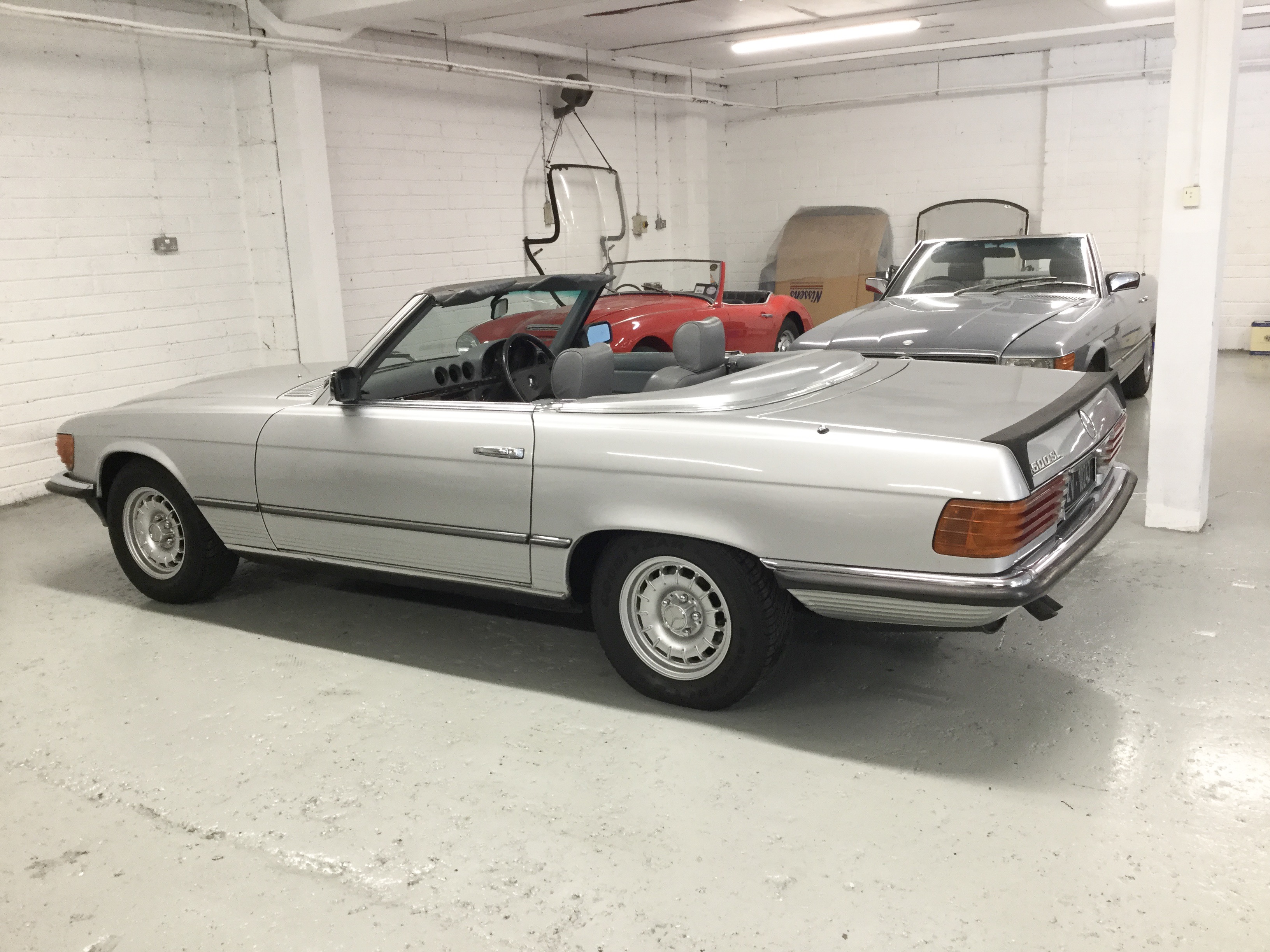 1981 Mercedes 500 SL - Image 6