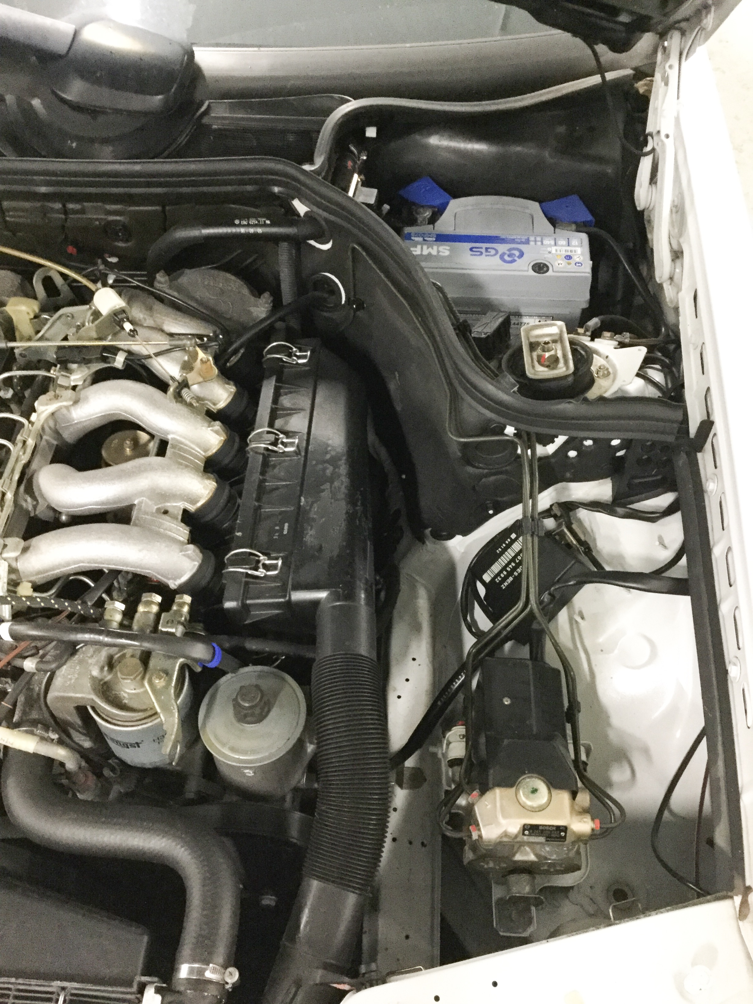 Time warp Mercedes 250D (W124) - Image 15